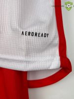 Equipaci??n Bayern Munich 23-24, Local , Nio