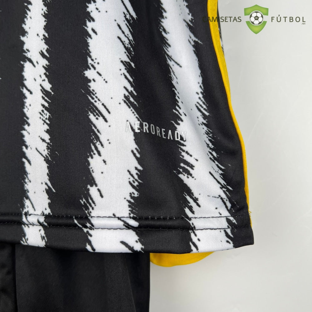 Equipaci??n Juventus 23-24, Local , Nio