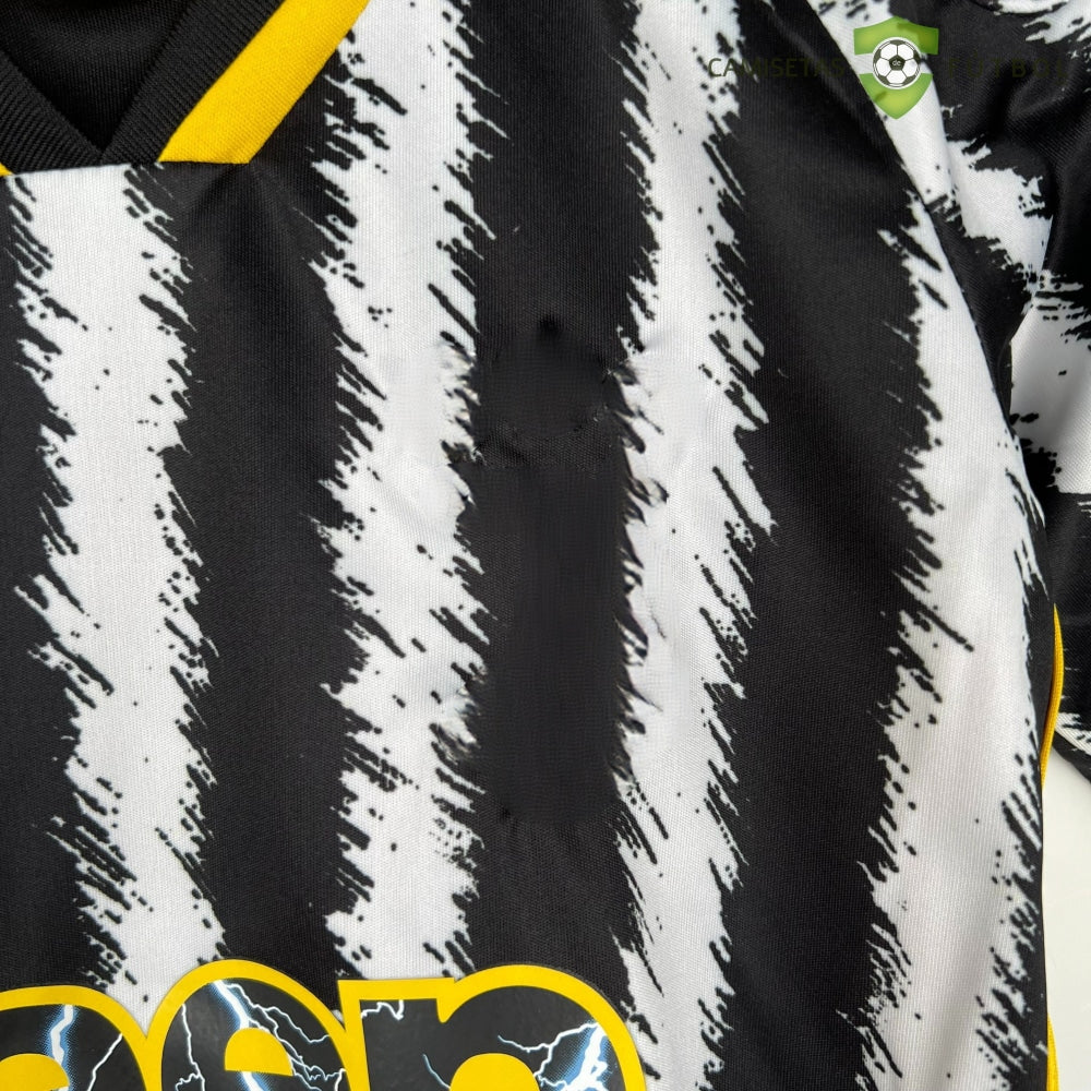 Equipaci??n Juventus 23-24, Local , Nio