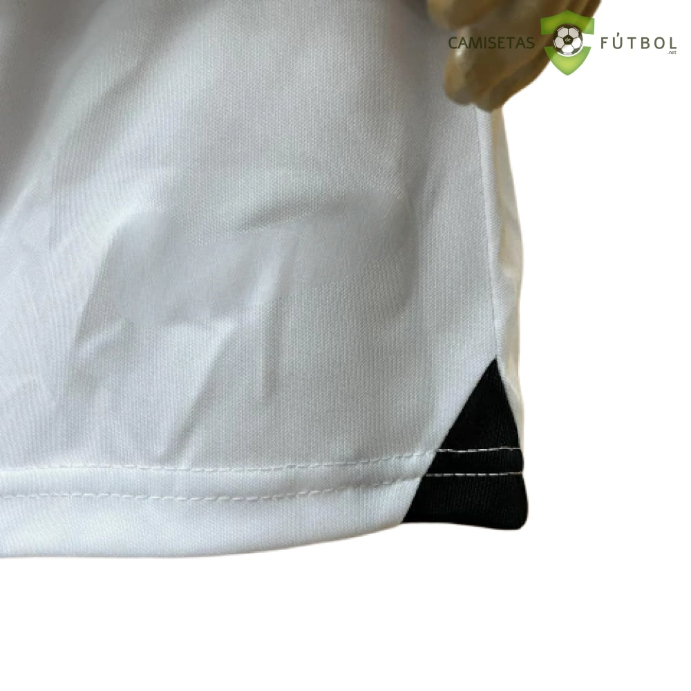 Equipaci??n Liverpool 22-23, Visitante , Nio