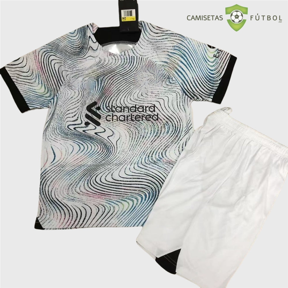 Equipaci??n Liverpool 22-23, Visitante , Nio