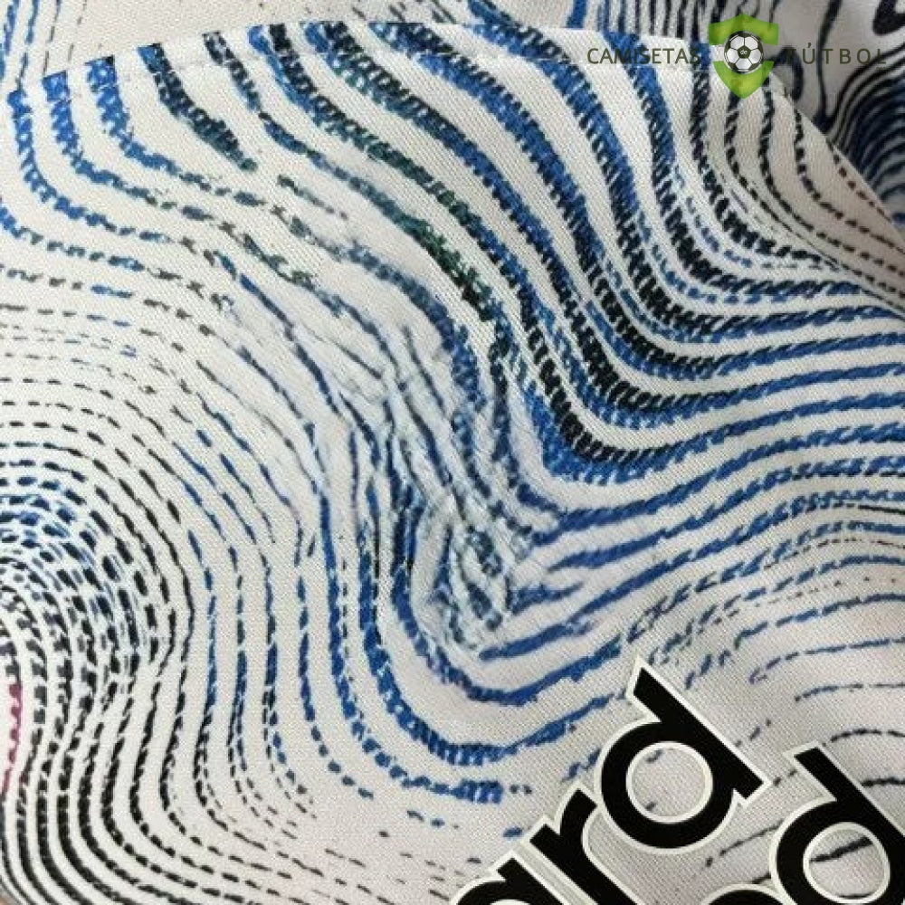 Equipaci??n Liverpool 22-23, Visitante , Nio