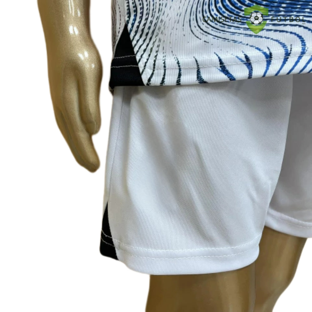 Equipaci??n Liverpool 22-23, Visitante , Nio