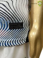 Equipaci??n Liverpool 22-23, Visitante , Nio