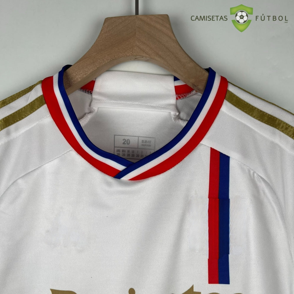 Equipaci??n Lyon 23-24, Local , Nio