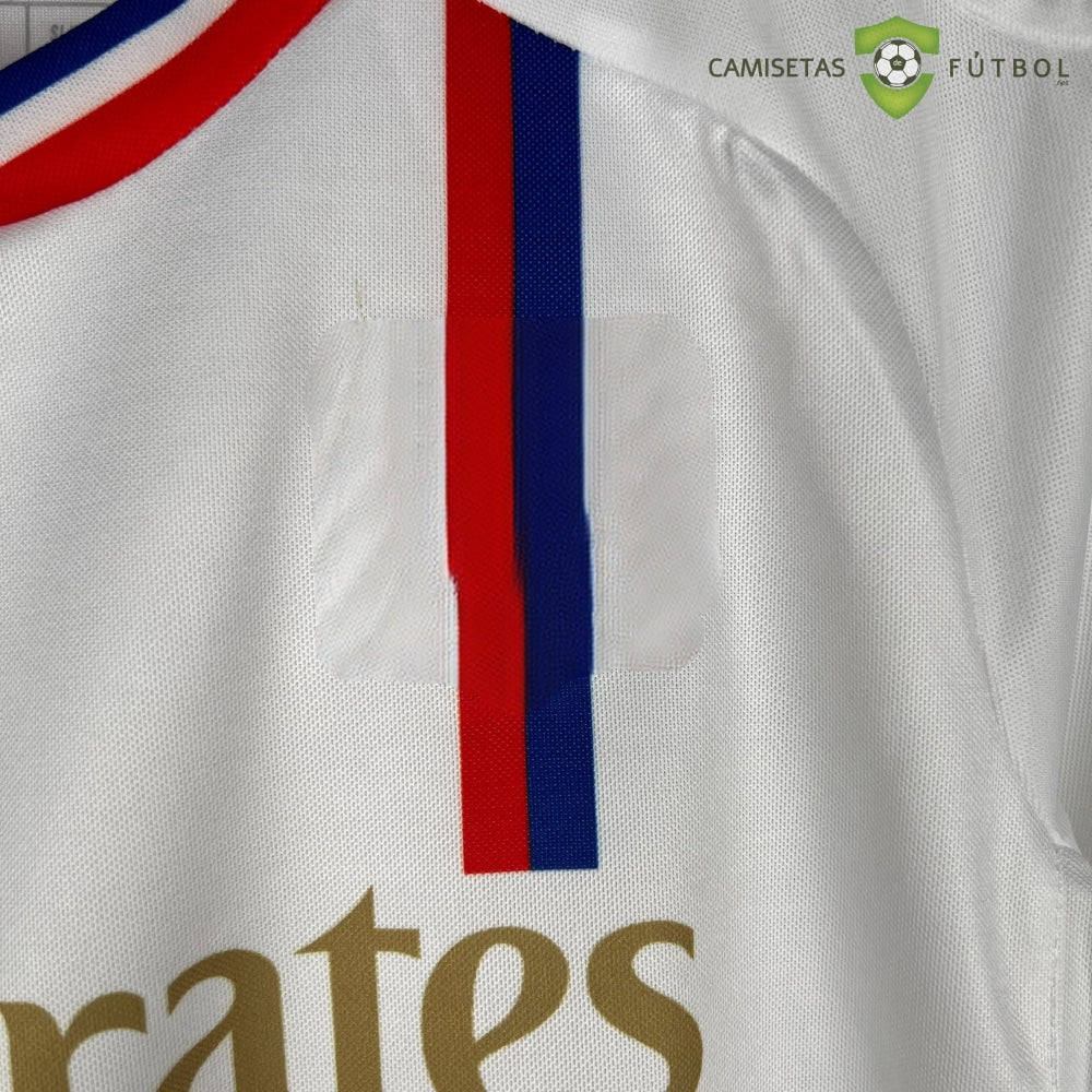 Equipaci??n Lyon 23-24, Local , Nio