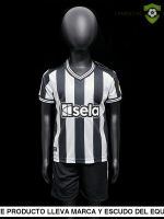 Equipaci??n Newcastle 23-24, Local , Nio